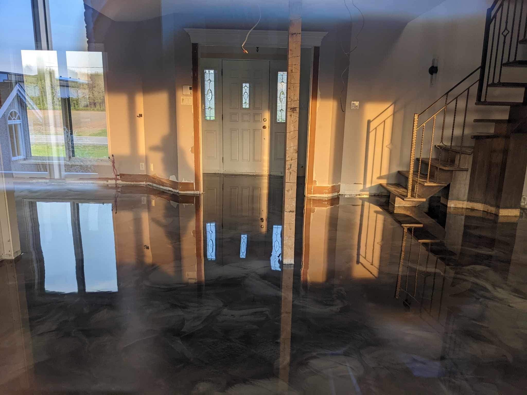 Basement metallic coating